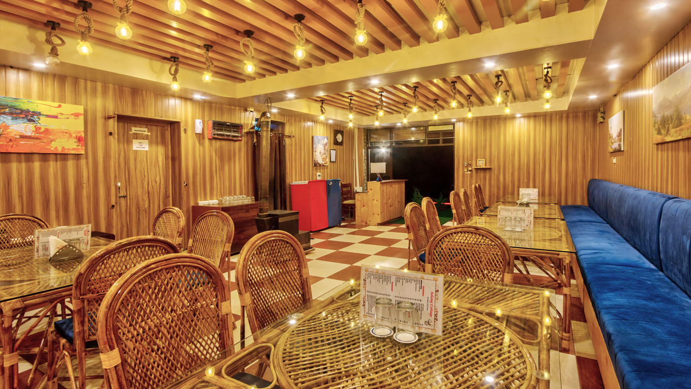 best hotel in manali with cheap price